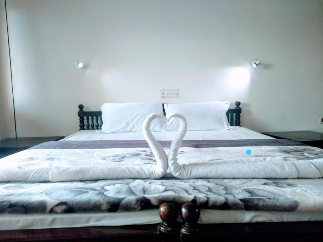Varma Sea View Villas Thiruvananthapuram Exteriör bild