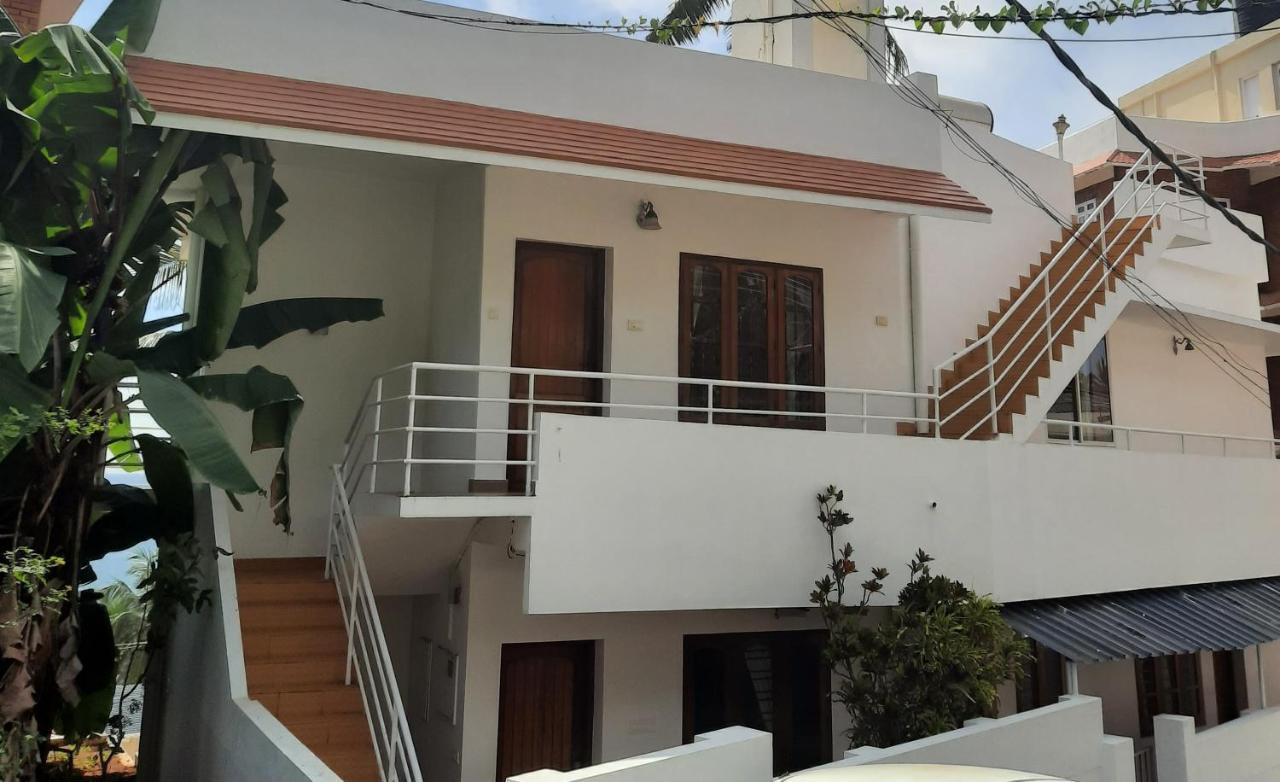 Varma Sea View Villas Thiruvananthapuram Exteriör bild